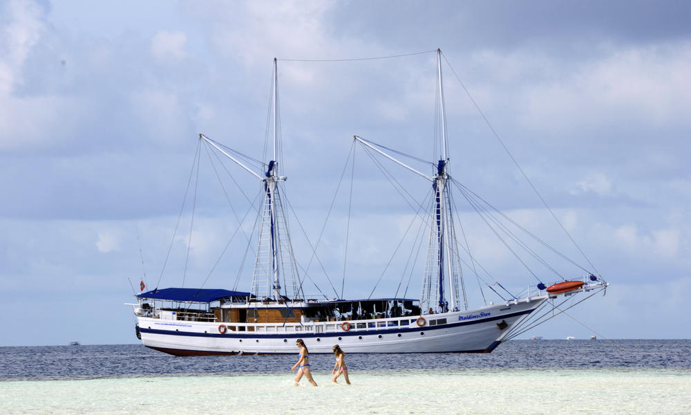 Maldives Siren