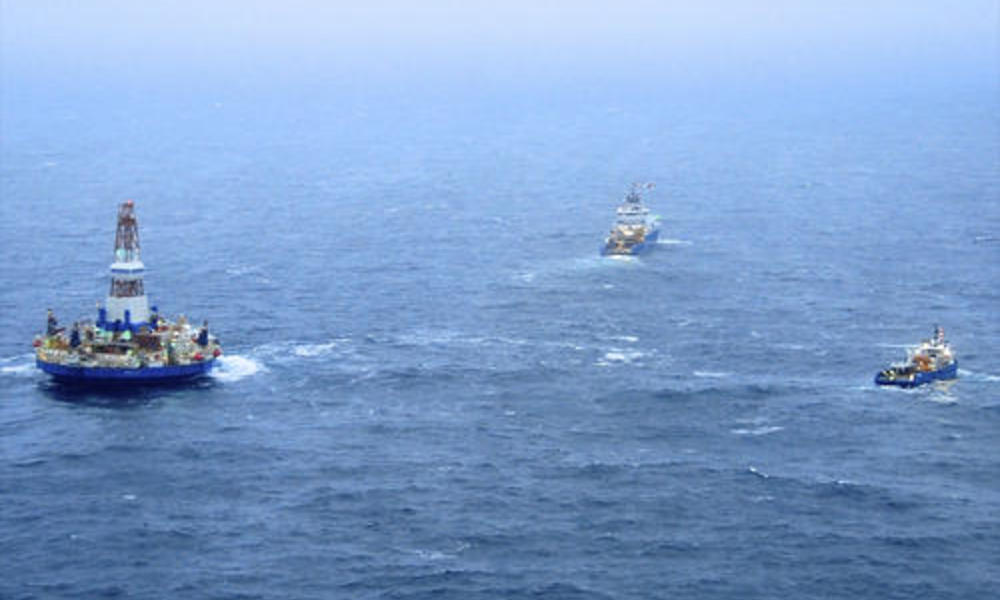 Rescue of Kulluk oil rig