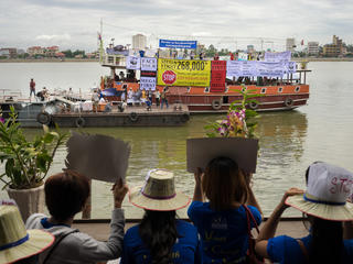 protest on boat