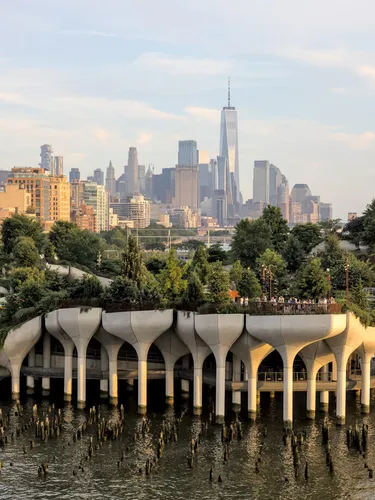 Aerial view of the High Line and the New York City skyline