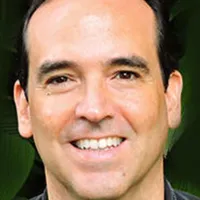 Esteban Brenes Headshot