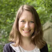 Headshot of Alison Cross