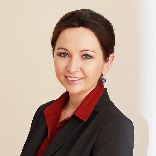 Headshot of Carolin Planitzer