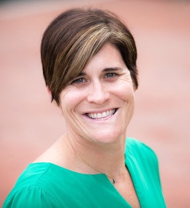 Headshot of Erin Simon