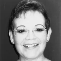 Headshot of Irma Larrea