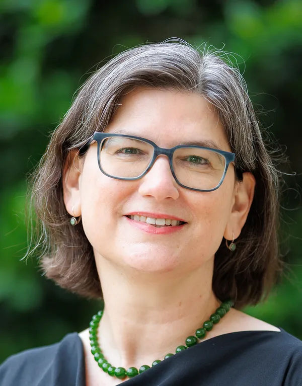 Kate Brauman headshot