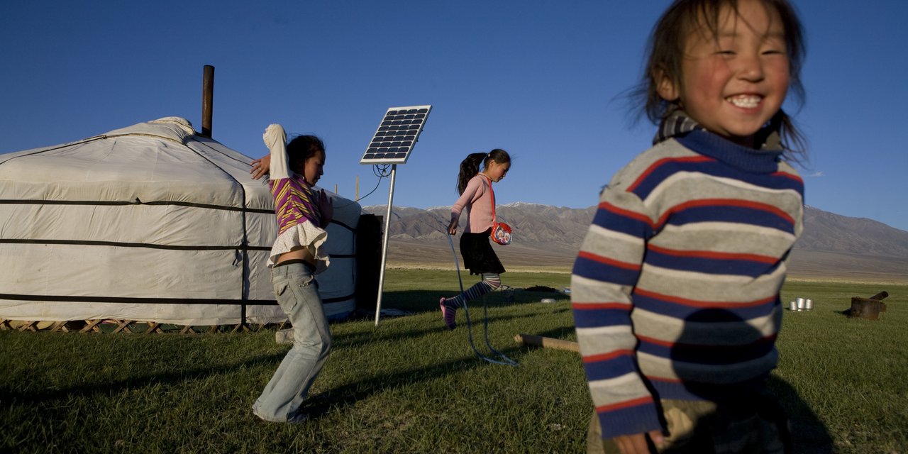Life of Mongolian Nomadic Herders | WWF