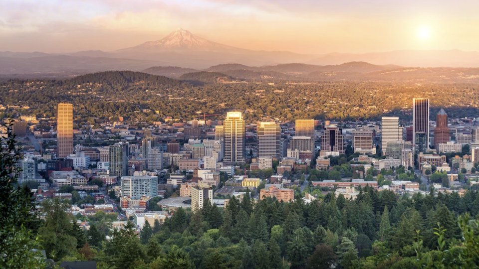 An aerial photo of Portland, Oregon.