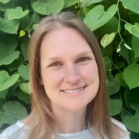 Headshot of Sarah Glaser