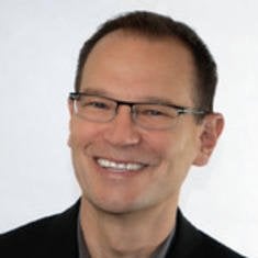 Headshot of Shaun Martin